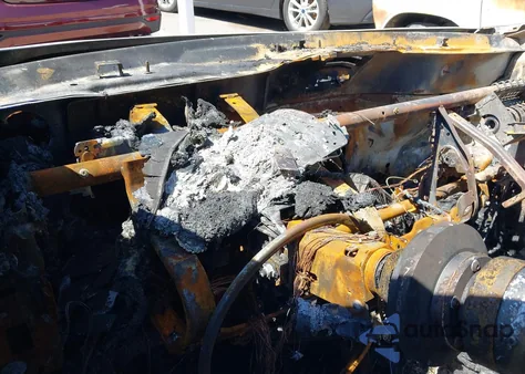 2012 Mazda Mazda3 I Sport из США, поврежденный, VIN JM1BL1UF4C1526599